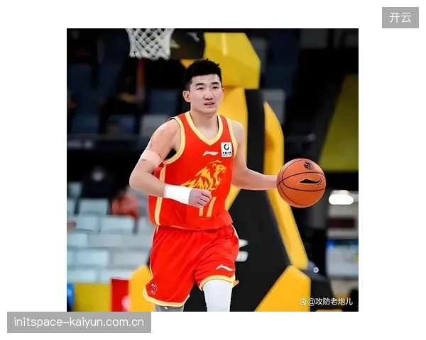 弗格关键防守限制孙铭徽发挥，成为辽宁本钢挺进总决赛的无名英雄。